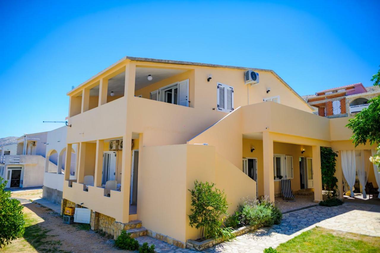 Apartments Lux Pag Паг Экстерьер фото